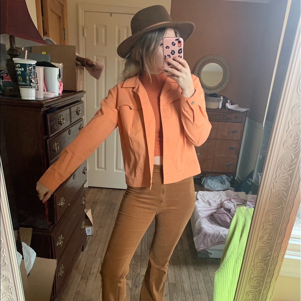 BURNS ORANGE JACKET - Picture 2 of 8